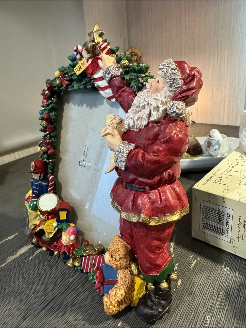 EUC Vintage Traditions Santa Holiday Photo Frame